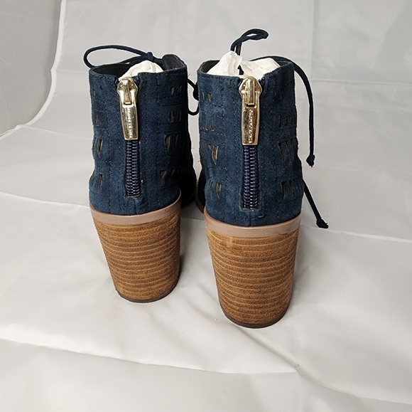 Vince Camuto Tarita Lace Geometric Cutouts Heels Sandals sz 7 - Picture 7 of 8